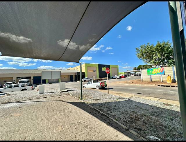 M² BUSINESS CENTRE FOR SALE IN POLOKWANE INDUSTRIA